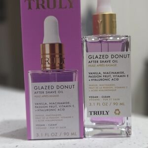 TRULY Glazed Donut After Shave Oil